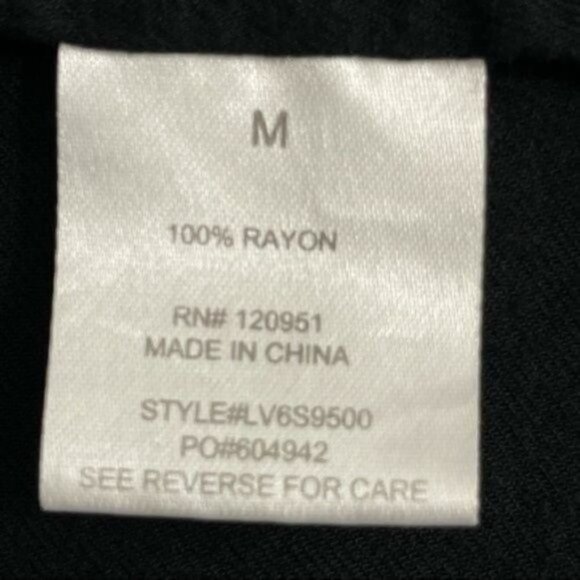 Olive + Oak Black Xyz Pdq Vest Top Size Medium with long zipper pull cords - Picture 8 of 9